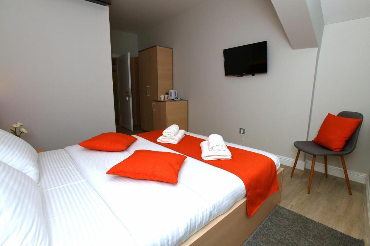 President Aparthotel Cacak Exterior photo