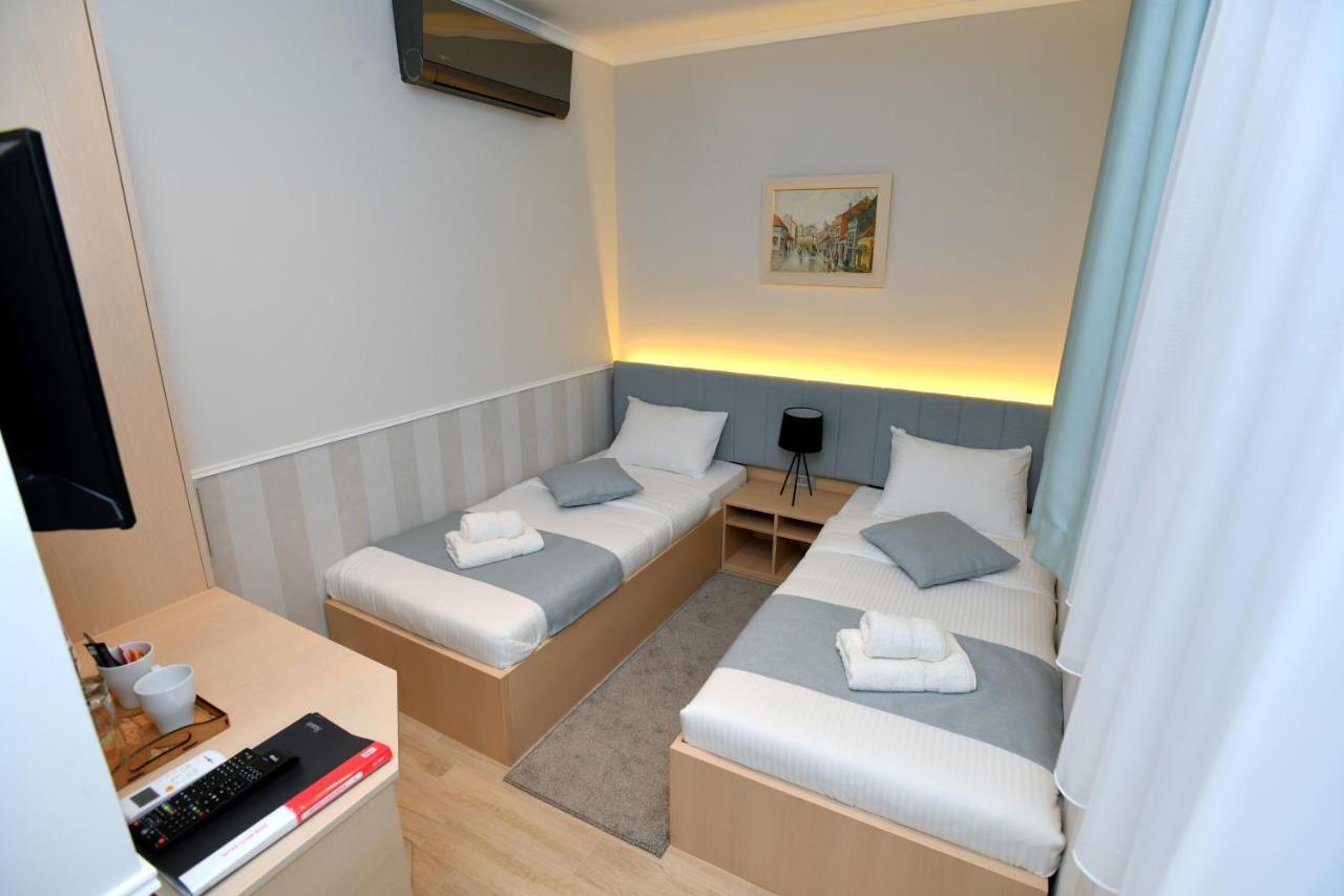 President Aparthotel Cacak Exterior photo